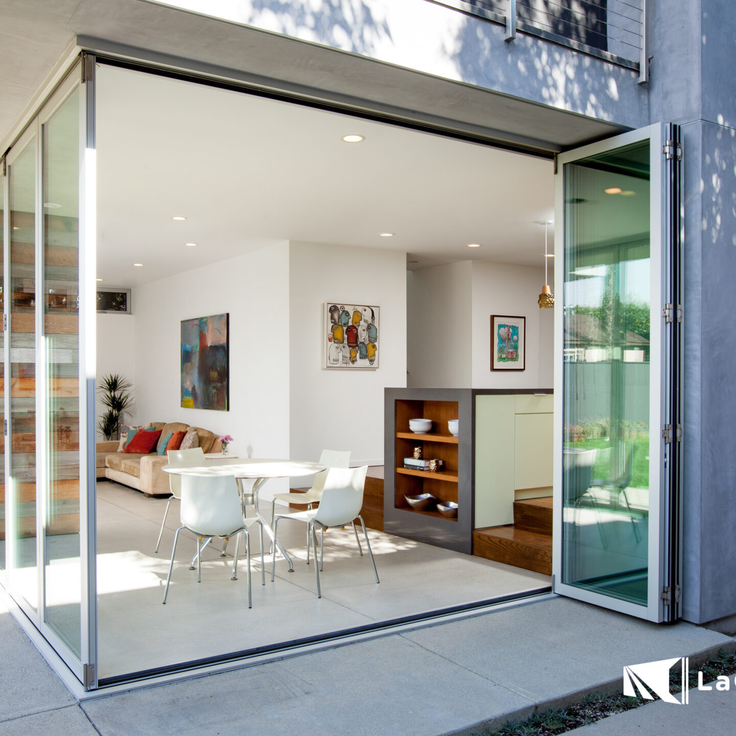 3840x2160_LCD_imagery_highres_14